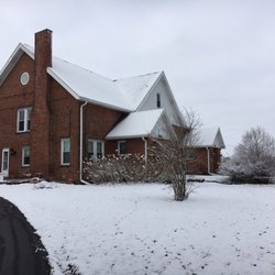 Newhouse Family Inn - Last winter look.