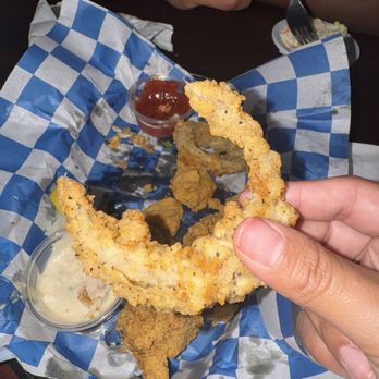 Blackbeard's On The Beach - Basket Onion Rings - Seafood Near Me - Corpus Christi, Texas