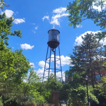 Franklin Square - Parks Near Me