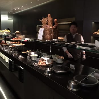 逸連堂 - More food - Airport Lounges Near Me - Hong Kong, HK