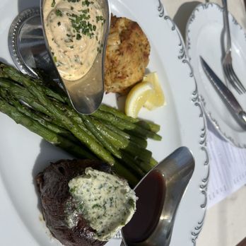 Loch Bar - Filet mignon Maryland Crab Cake - Seafood Near Me - Baltimore, Maryland