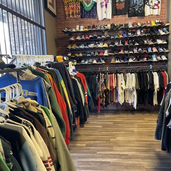 Yesterdays Fits - Used, Vintage & Consignment Near Me - Las Vegas, Nevada Yesterdays Fits - Used, Vintage & Consignment Near Me - Las Vegas, Nevada