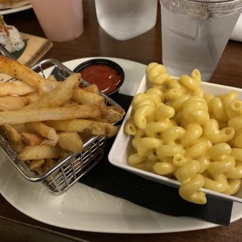 ENTERRIUM - Kids Mac n cheese - New American Near Me - Schaumburg, Illinois ENTERRIUM - Kids Mac n cheese - New American Near Me - Schaumburg, Illinois