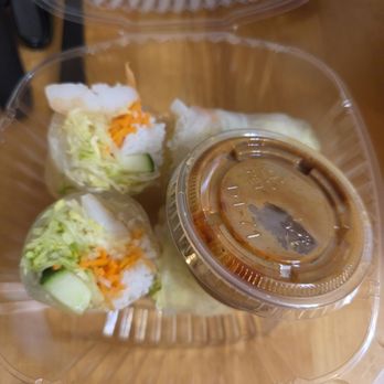 29 Bistro Pho X Thai - Summer rolls - Vietnamese Near Me - Dedham, Massachusetts