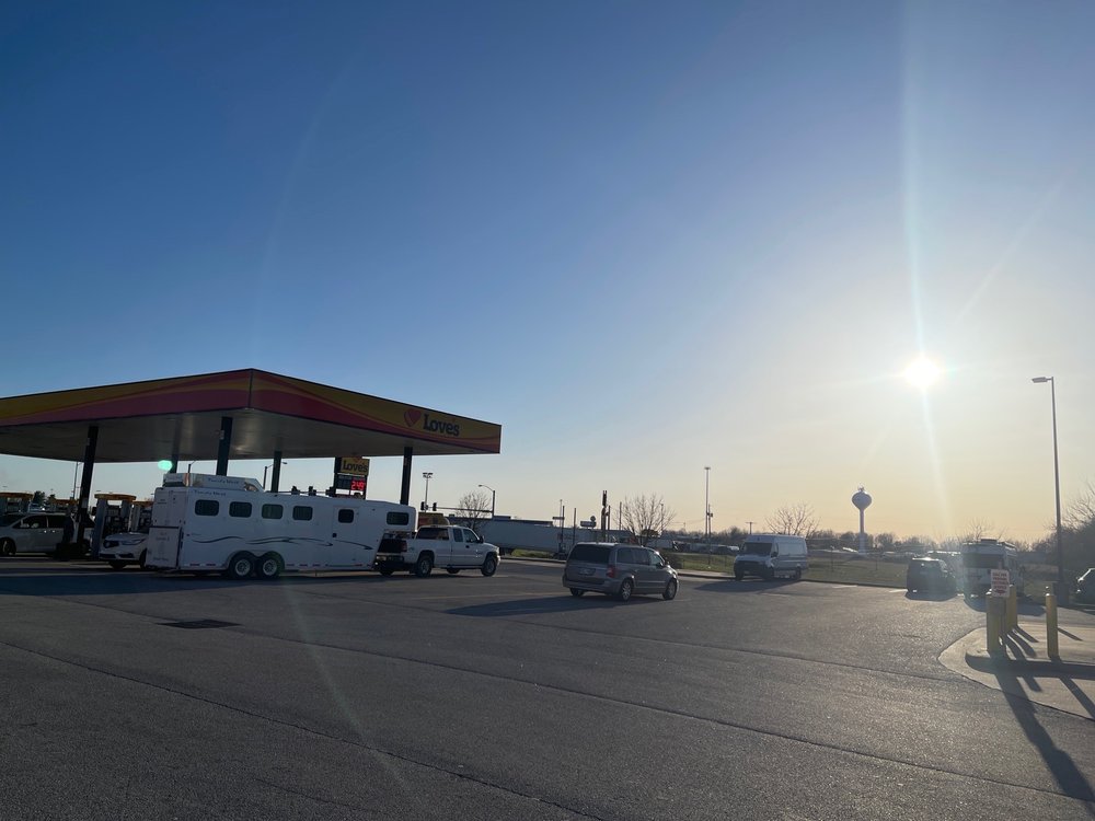 LOVES Updated August 2024 15 Photos 300 E Evergreen St, Strafford