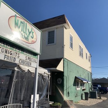 Willy's Kitchen - The outside - American Near Me - Glen Burnie, Maryland