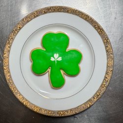 Shamrock Sugar Cookie - Happy St Patty's!