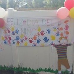 Puentes Language Programs & Preschool - Feliz Dia del Niño