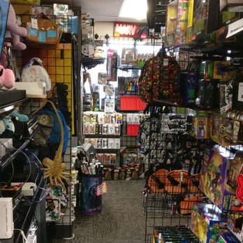 Boom Boom Games - Video Game Stores Near Me - Billerica, Massachusetts