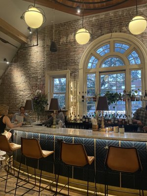 The Longfellow Bar by null
