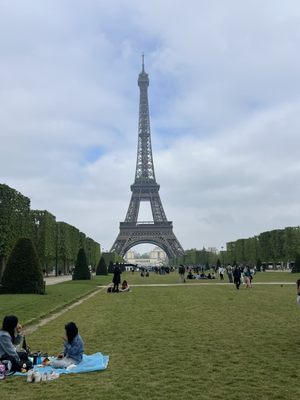 Champ de Mars by null
