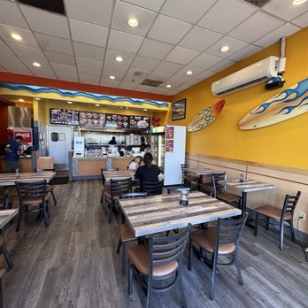 Everest Grill & Wrap - Inside - Hawaiian Near Me - San Bernardino, California Everest Grill & Wrap - Inside - Hawaiian Near Me - San Bernardino, California