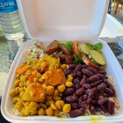 The St Lucian Squeeze - Curry Chickpea Dish