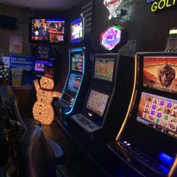 Willies West End - Gaming area