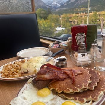 Craigs' Way Station - Burgers Near Me - Canmore, Alberta Craigs' Way Station - Burgers Near Me - Canmore, Alberta