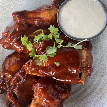 360 Rooftop Bar - BBQ Chicken Wings - Lounges Near Me - St. Louis, Missouri 360 Rooftop Bar - BBQ Chicken Wings - Lounges Near Me - St. Louis, Missouri