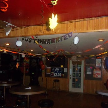 Guido's Spirits & Sandwich - great for events - American Near Me - Byron, Wisconsin Guido's Spirits & Sandwich - great for events - American Near Me - Byron, Wisconsin