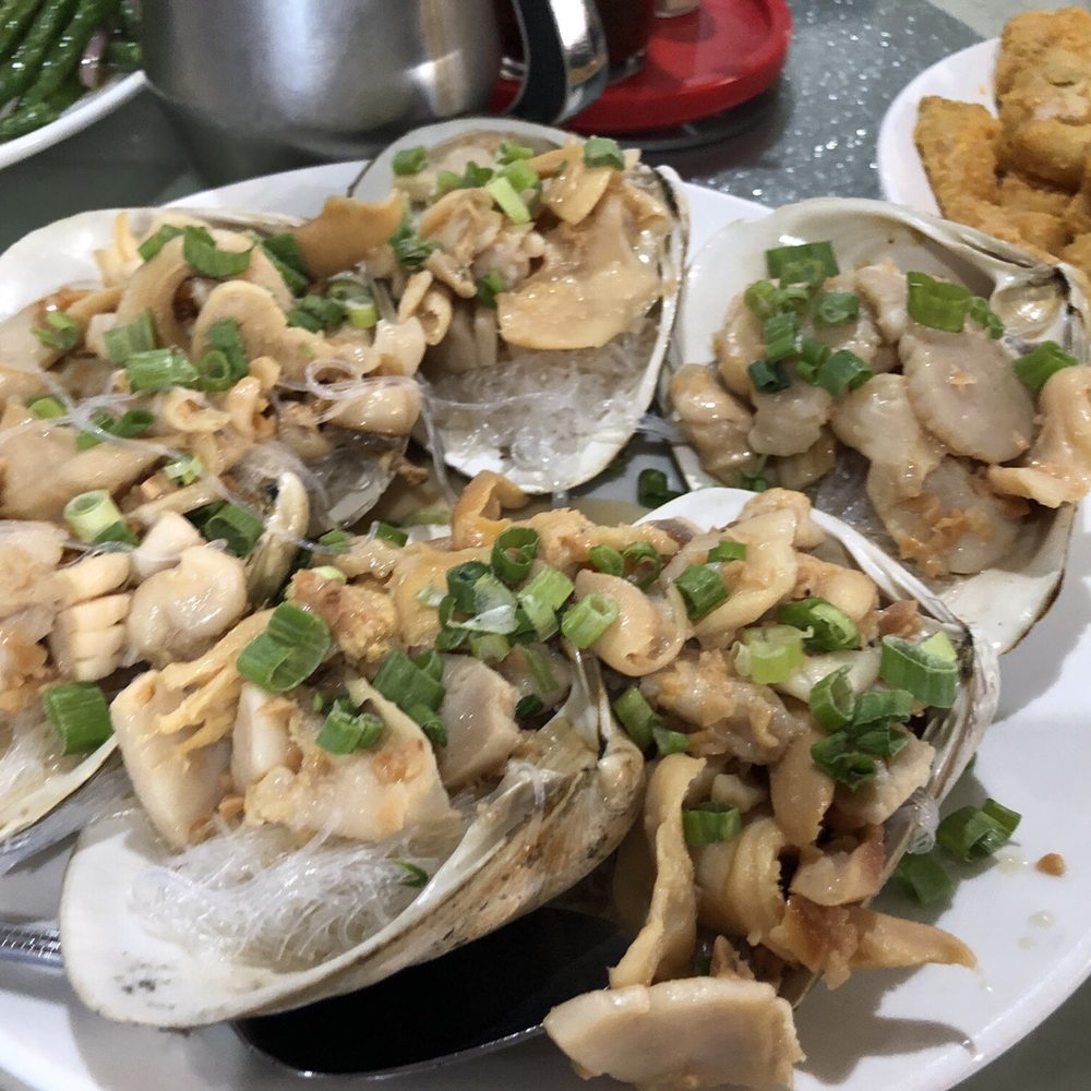 Asia Village - Giant clams with garlic steamed. - Chinese Near Me - Sunnyvale, California Asia Village - Giant clams with garlic steamed. - Chinese Near Me - Sunnyvale, California