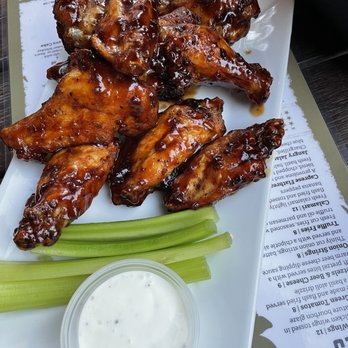 The Hangry Bison - Wings app - New American Near Me - Winter Park, Florida