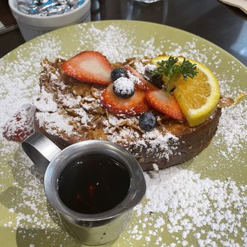 Berkeley Social Club - Mascarpone Blueberry Stuffed Crunch French Toast - Breakfast & Brunch Near Me - Berkeley, California