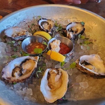 Fleetwood's on Front St - the oysters - New American Near Me - Lahaina, Hawaii Fleetwood's on Front St - the oysters - New American Near Me - Lahaina, Hawaii