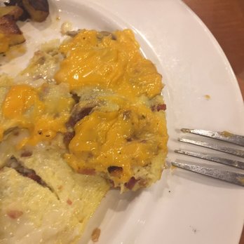 Farm's House - American cheese on the outside, all they did was turn the omelette inside out. - Breakfast & Brunch Near Me - Banning, California