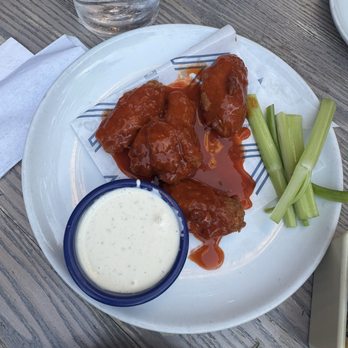Viand - Buffalo CHICKEN WINGS - Breakfast & Brunch Near Me - New York, New York