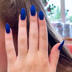 Ali Nails & Spa