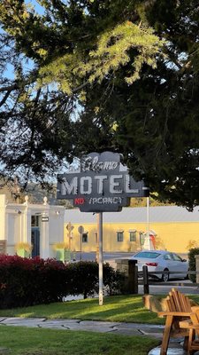 Alamo Motel by null