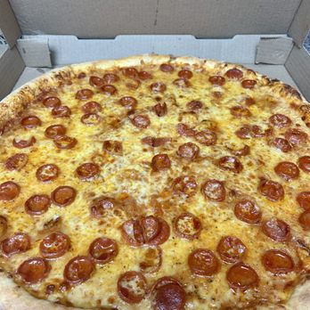 Flippin' Pizza - Pizza Near Me - Vista, California