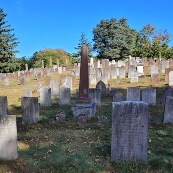 Wethersfield Village Cemetery - Would you come here at night? - Funeral Services & Cemeteries Near Me Wethersfield Village Cemetery - Would you come here at night? - Funeral Services & Cemeteries Near Me