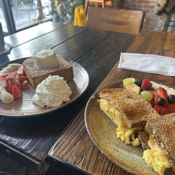 Morning Kitchen - Shibuya Honey Toast Egg and Cheese Sandwich - Waffles Near Me - Los Angeles, California