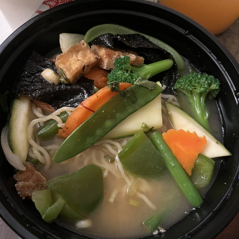 Plearn Park Eatery - Veggie Ramen - no flavor (tastes like water with veggies sadly) - Seafood Near Me - Woburn, Massachusetts Plearn Park Eatery - Veggie Ramen - no flavor (tastes like water with veggies sadly) - Seafood Near Me - Woburn, Massachusetts