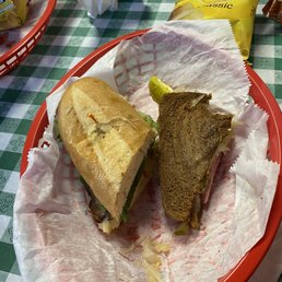 The Spicy Wreck and Reuben The Spicy Wreck and Reuben
