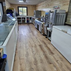 Crystal Lake Campground - Delicious Hudsonville ice cream, pizza ,hot dogs n more available.