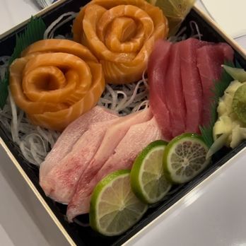 Fish-San - Salmon sashimi, Tuna sashimi, Hamachi sashimi - Poke Near Me - Portland, Oregon Fish-San - Salmon sashimi, Tuna sashimi, Hamachi sashimi - Poke Near Me - Portland, Oregon