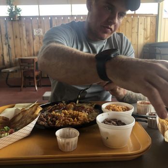 Casa Taco - Chips w/ 8 Oz . Guacamole Side of Pinto Beans or Rice and green chicken enchiladas! - Mexican Near Me - Elephant Butte, New Mexico