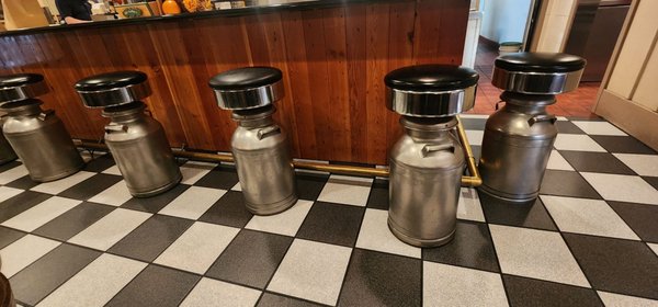 Cousins' Restaurant & Saloon by null