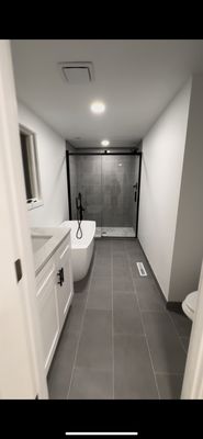 Bathroom Remodeling - Hello! We specialize in cosmetic updates and repairs such as drywall repair, painting, finish
carpentry, tiling, electrical, plumbing etc. Basically almost anything that a ''makeover'' for any room
that your home or business requires!