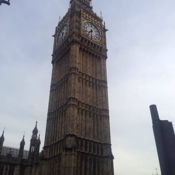 St Stephen's Tavern - This is the view of the Elizabeth Tower (Big Ben) while standing in the door of the tavern waiting to be sat. - Fish & Chips Near Me - London, XGL