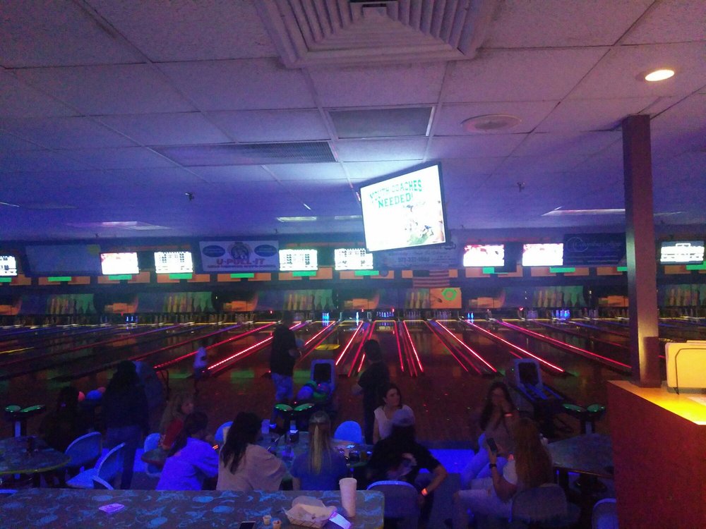 DAUGHERTY BOWLING CTR MANAGER Updated August 2024 7077 Illinois Ave, Bldg. 1609, Fort