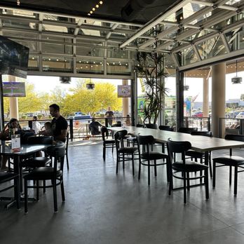 Pinnacle Brewing Company - Outdoor Space - Breweries Near Me - Scottsdale, Arizona Pinnacle Brewing Company - Outdoor Space - Breweries Near Me - Scottsdale, Arizona