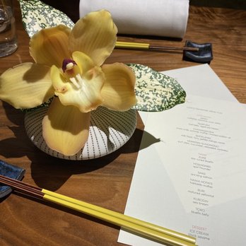 Akikos - Sushi Bars Near Me - San Francisco, California