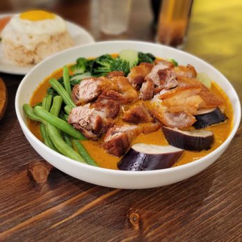 Tselogs - Kare kare - Filipino Near Me - Daly City, California