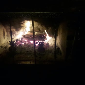 Crow & Gate Pub - British Near Me - Nanaimo, British Columbia