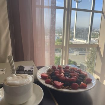 Sunset Tower Hotel - Breakfast in bed - Hotels Near Me - West Hollywood, California