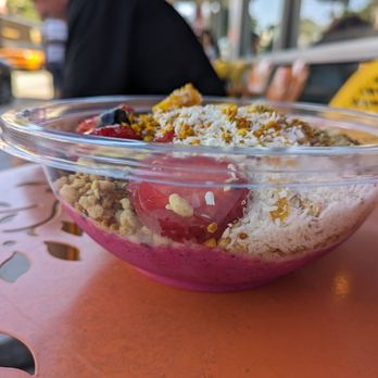 The Hive - Dragon Fruit Immunity $13.95 - 4 stars. Granola/hemp/pollen were key! Fruit was perfect ripe & the acai just right. Tue breakfast 2023-08-08 - Coffee & Tea Near Me - Santa Monica, California The Hive - Dragon Fruit Immunity $13.95 - 4 stars. Granola/hemp/pollen were key! Fruit was perfect ripe & the acai just right. Tue breakfast 2023-08-08 - Coffee & Tea Near Me - Santa Monica, California