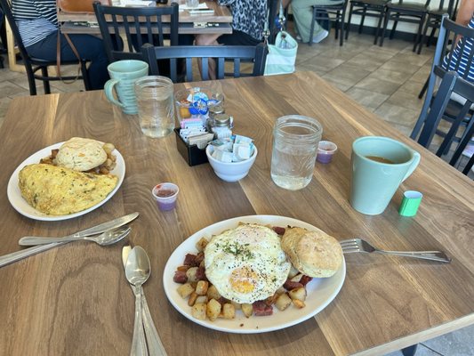 Black Honey Hashery by null