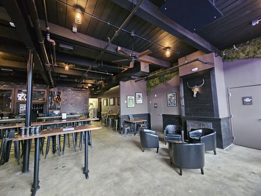 Brato Brewhouse + Kitchen by null