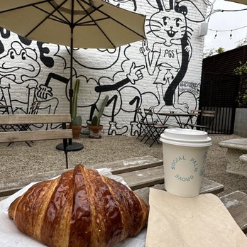 Palm Grove Social - Patio - Coffee & Tea Near Me - Los Angeles, California Palm Grove Social - Patio - Coffee & Tea Near Me - Los Angeles, California